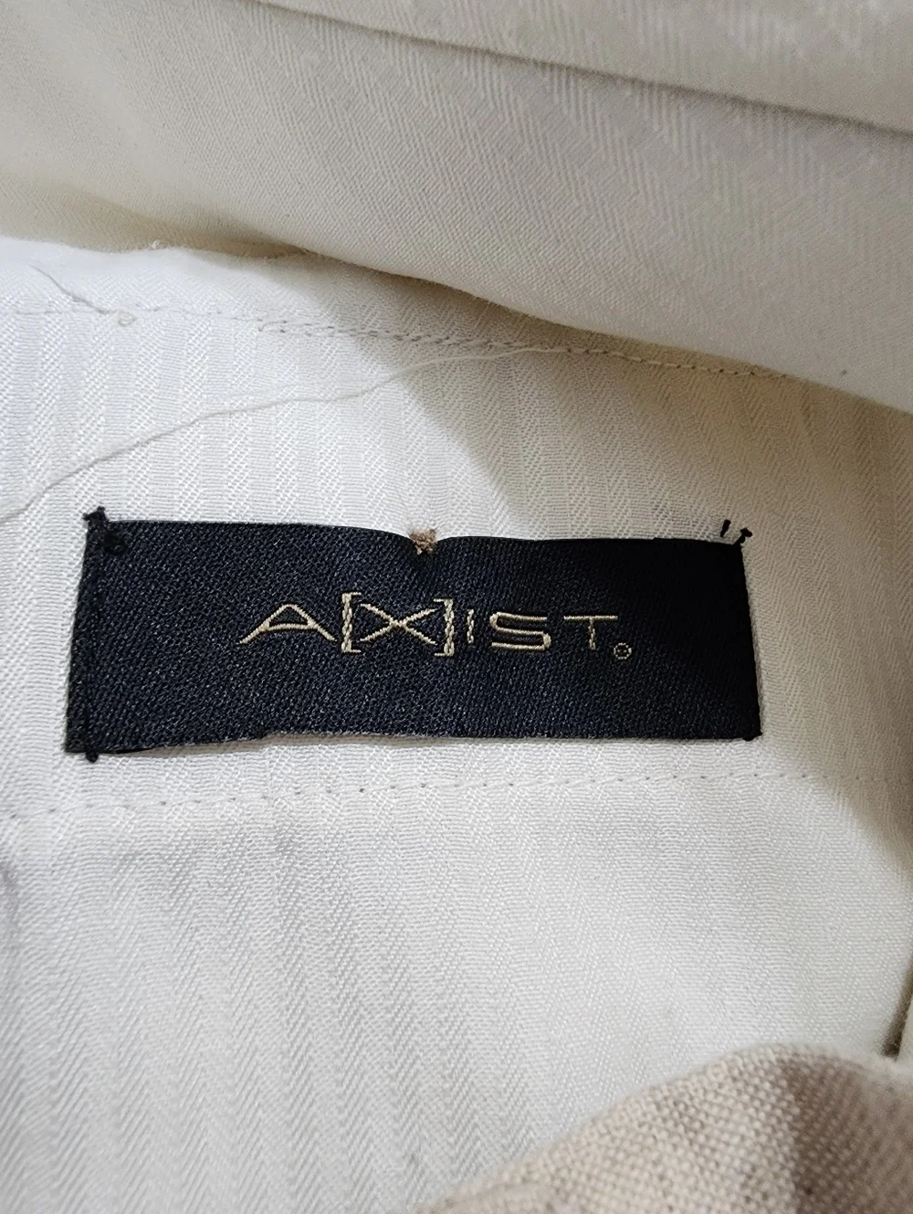 Axist nwt ist